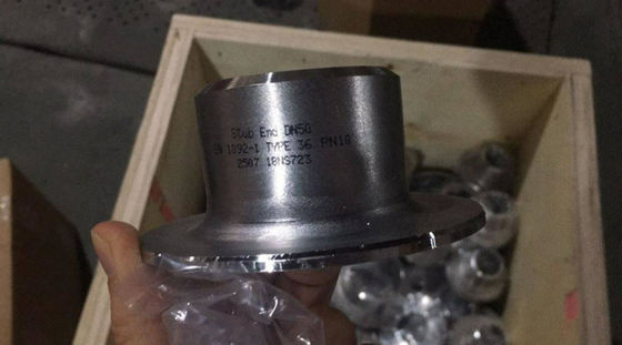 EN 1092-1 ประเภท 35 แหวนคอเชื่อม 1.4404 316L Super Duplex Stainless Steel Pipe Stub End