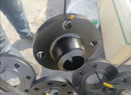 ขนาดที่กำหนดเอง Incoloy800 หน้าแปลนเหล็กโลหะผสมนิกเกิลคอเชื่อม ASME B16.5 150 # SCH80
