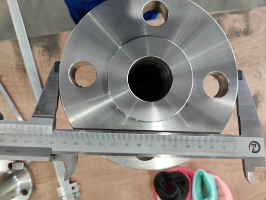 หน้าแปลนอุปกรณ์ท่อ SS LWN RF 300LBS ASME B16.5 SS316L 1.1/2" X 350 มม. หน้าแปลน