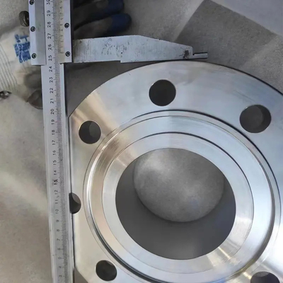 หน้าแปลนเชื่อมคอเชื่อมโลหะผสมเหล็ก ASME B16.5 3000psi หน้าแปลนเชื่อมซ็อกเก็ตสำหรับอุตสาหกรรม