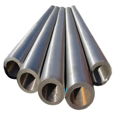 Hot Cold Seamless Austenitic สแตนเลสระบบท่อ UT ทดสอบกับการรักษาพื้นผิว Pickling