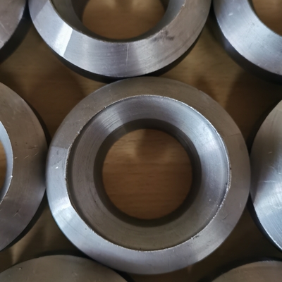 Butt Welded ASTM A234 WP11 อุปกรณ์ท่อเหล็กโลหะผสม 1/2 '' Weldolet สำหรับข้อต่อท่อ