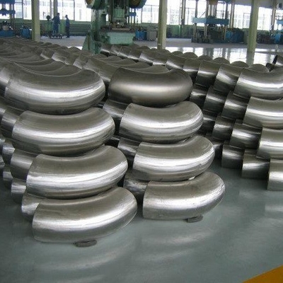 อุปกรณ์ท่อเหล็กโลหะผสม ASTM A234 WP11 90 องศา LR ข้อศอกเชื่อมก้น 1/2 &quot;SCH 80
