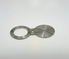 ASME B16.5 แป๊ดล์กฟลานจ์ FF ระบบท่อน้ําน้ําน้ํามัน วัสดุที่ปรับแต่งได้ NPS 1/2"-24" ชั้น 150#-2500# Sch5s-SchXXS
