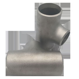 ASME B16.9 โลหะผสมเหล็กอัลลอย 650 3/4 '' - 24 '' ไม่มีรอยต่อ SCH40 เท่ากับ Tee