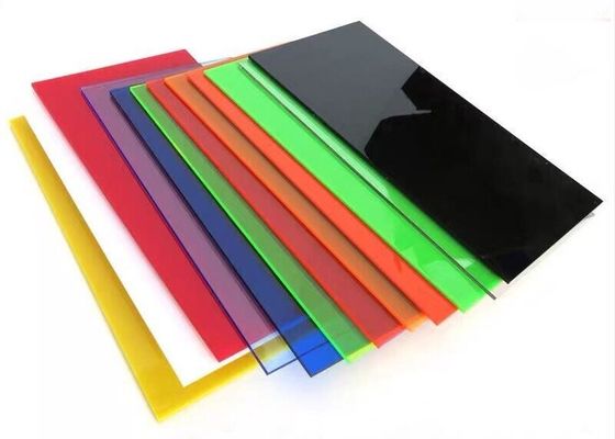 แผ่นอะคริลิกหล่อทน UV ความคมชัดสูง GB/T 7134 ความหนาตามสั่งสำหรับตู้โชว์