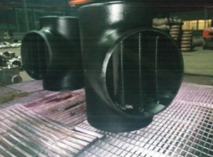 ล้อแม็ก 600 ASTM/UNSP N06600 Barred Tee OD 10 "WT 3mm Environmental