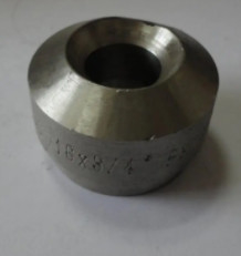 OLET ของเกลียว ASTM / UNS Alloy 200 อุปกรณ์ท่อฟอร์จ 12 &quot;x4&quot; Class 3000