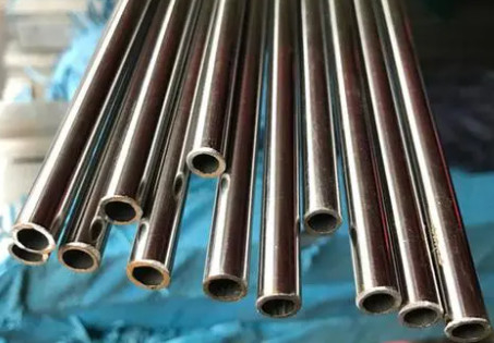 AISI/SATM316 L สแตนเลสสตีลไม่มีรอยต่อท่อขนาดเส้นผ่านศูนย์กลาง 38 mm, Thinkness 4 mm