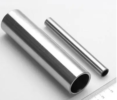 AISI/SATM316 L สแตนเลสไม่มีรอยต่อท่อ ASME B36.19M NPS1/4 ,Sch10s