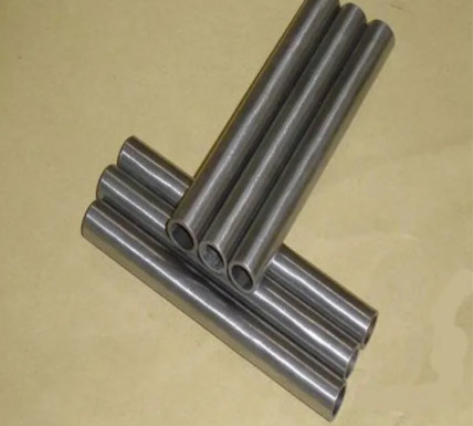 โลหะผสมเหล็ก CuNi 9010 ASTM B467 ท่อไร้รอยต่อออกเส้นผ่านศูนย์กลาง 20" Sch40s