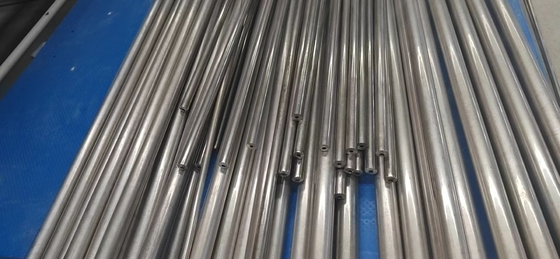 ท่อเหล็กโลหะผสมไร้รอยต่อ ASME B36.19 2 