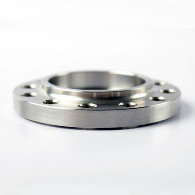 โลหะเหล็กสแตนเลสโลหะสแตนเลส Flanges น้ํามันสีดําสําหรับการทํางานที่ประสิทธิภาพ