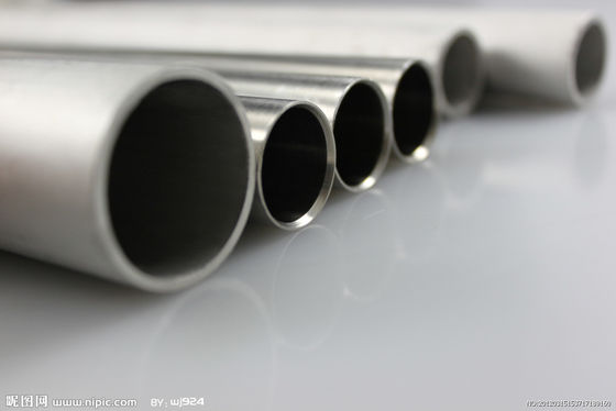 ที่กำหนดเองขนาดเล็กเส้นผ่าศูนย์กลางท่อเหล็กวงกลมด้านนอก 10 มม. 5 มม. ความหนาของผนัง 2.5 มม. ท่อเหล็กกลวงเหล็กคาร์บอนกลมไม่มีรอยต่อ