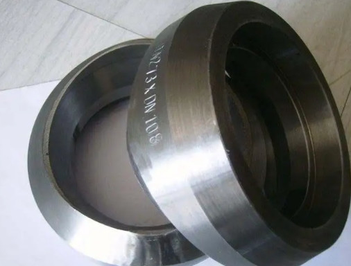 การเชื่อมแบบซ็อกเก็ต OLET ASTM / UNS Alloy 200 อุปกรณ์ท่อฟอร์จ 12