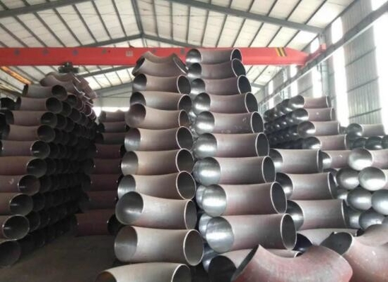 การเชื่อมแบบก้นแบบไม่มีรอยต่อความยาวรัศมีข้อศอก 90 องศา ASTM C70600 12”SCH10