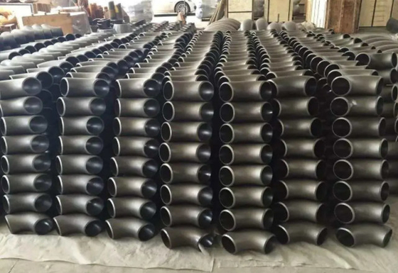 การเชื่อมแบบก้นแบบไม่มีรอยต่อความยาวรัศมีข้อศอก 90° 4”SCH-STD ASTM A815 UNS S31803