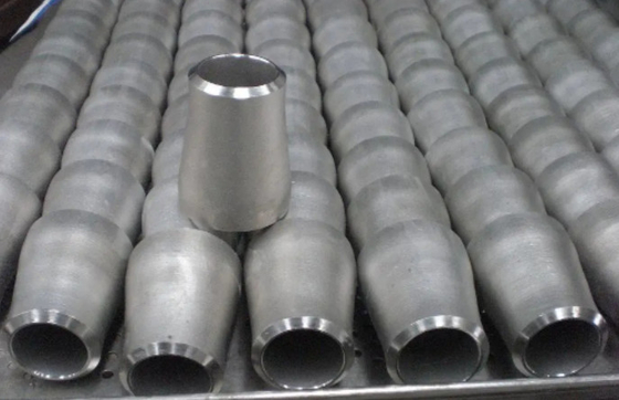 ตัวลดการเชื่อมแบบก้นแบบไม่มีรอยต่อ 24” * 8” SCH-10S อัลลอย K-500 ASTM/UNS N05500