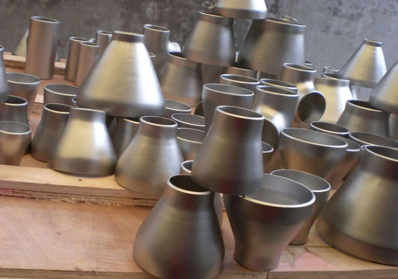 ข้อต่อท่อเหล็กลดข้อต่อเชื่อมชน A403 เกรด WP347 Con Reducer