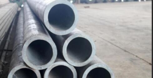 ล้อแม็กไม่มีรอยต่อ ASTM / UNS N08800 ท่อเหล็ก UNS S31803 เส้นผ่านศูนย์กลางภายนอก 24 